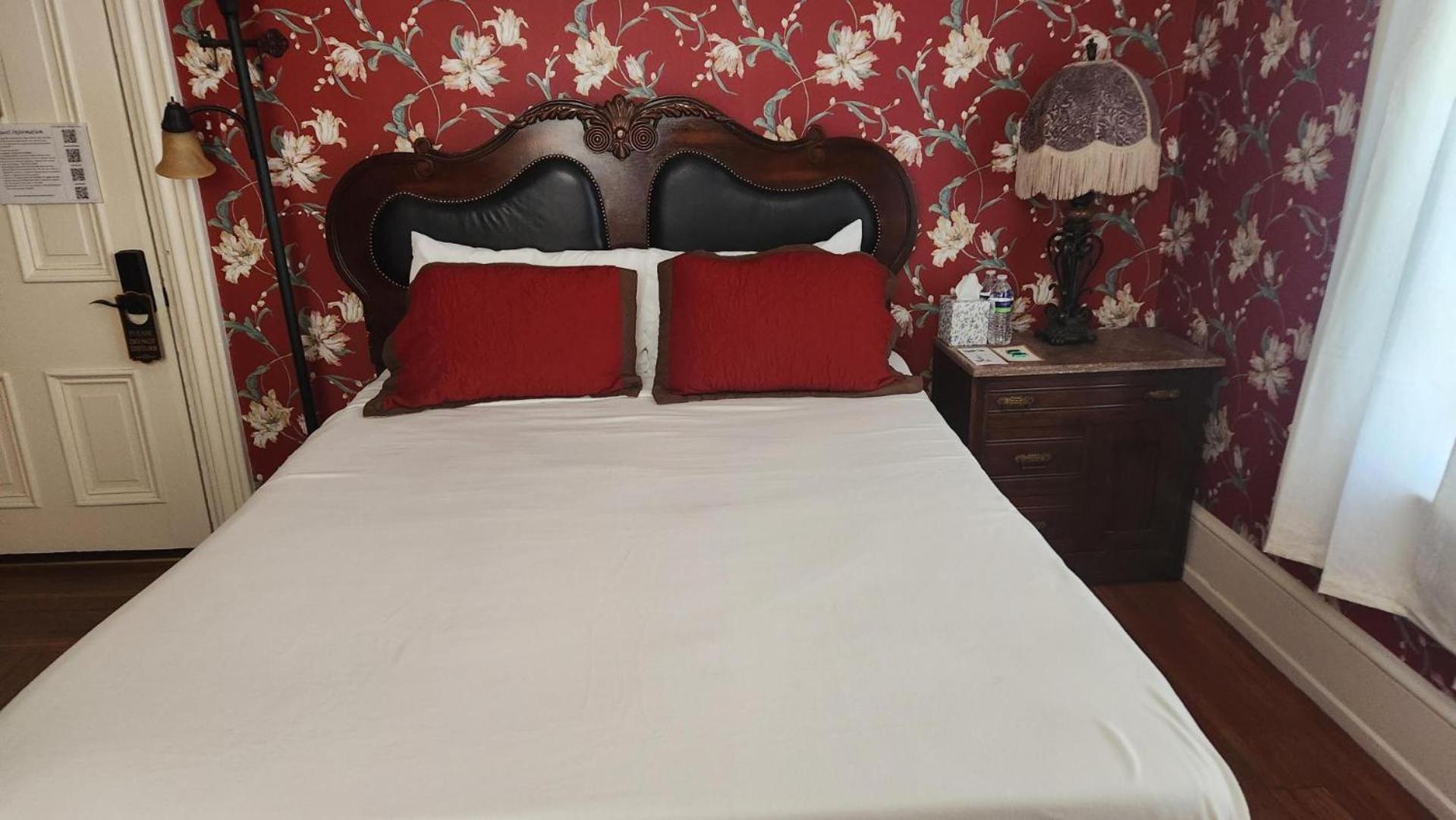 Greystone Manor Bed & Breakfast Bird-in-Hand Dış mekan fotoğraf
