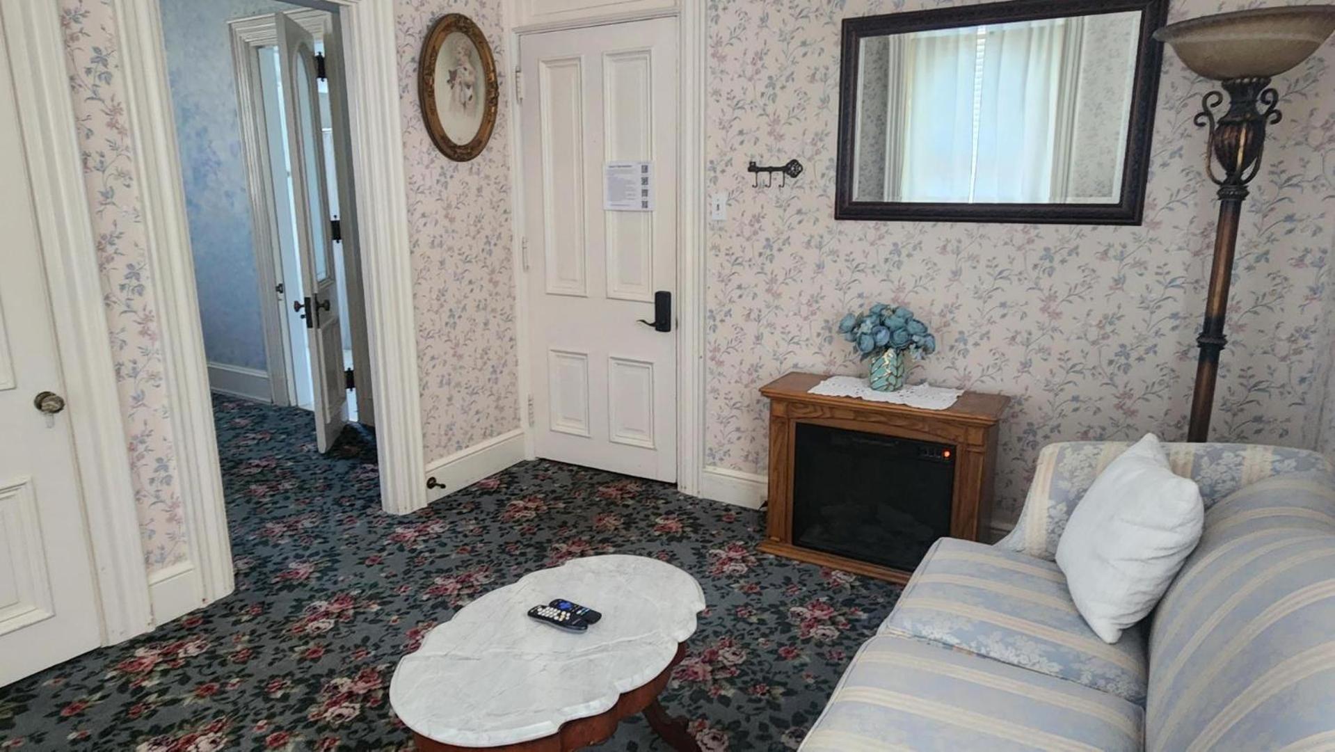 Greystone Manor Bed & Breakfast Bird-in-Hand Dış mekan fotoğraf