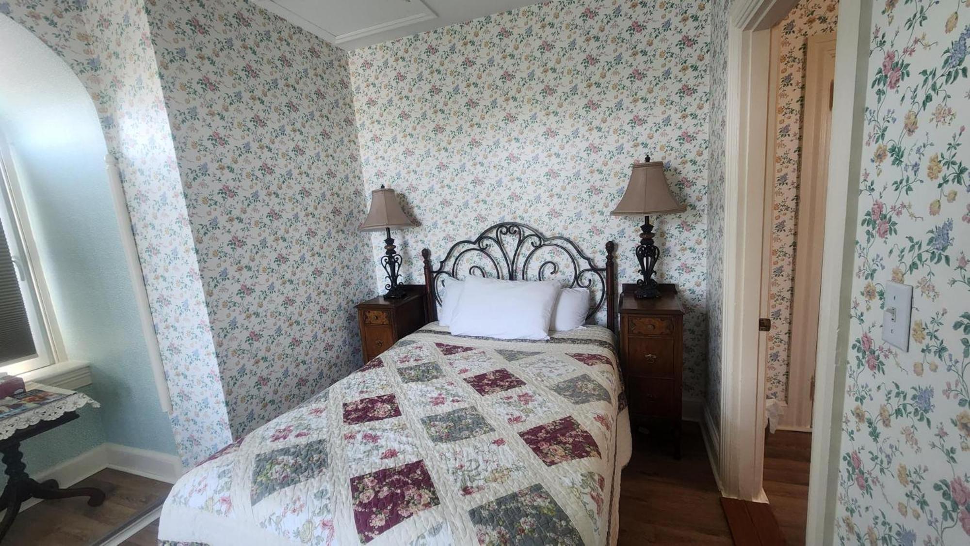 Greystone Manor Bed & Breakfast Bird-in-Hand Dış mekan fotoğraf