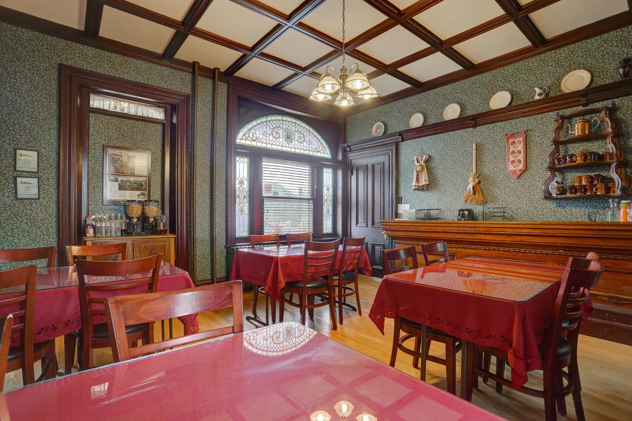 Greystone Manor Bed & Breakfast Bird-in-Hand Dış mekan fotoğraf